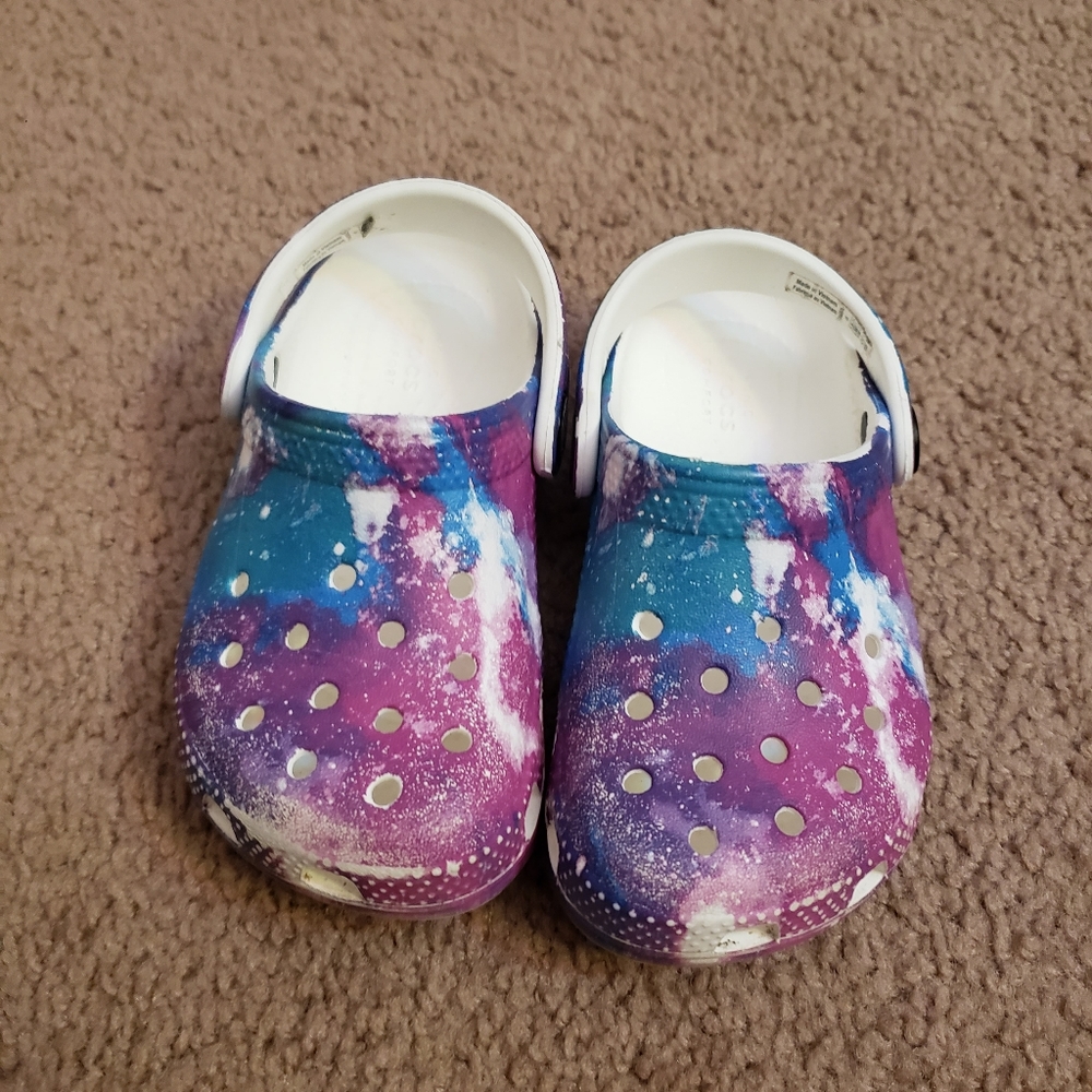 Toddler Girl Tie-Dye Crocs